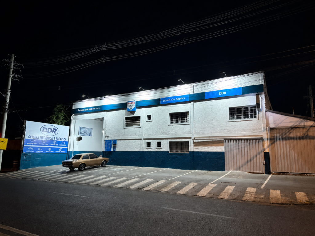 Fachada da DDR Bosch Car Service na Avenida Tarraf, em São José do Rio Preto